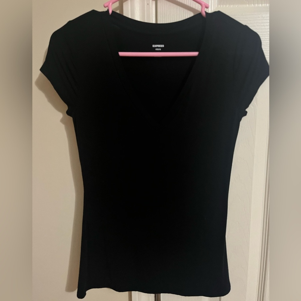 Express v-neck t-shirt